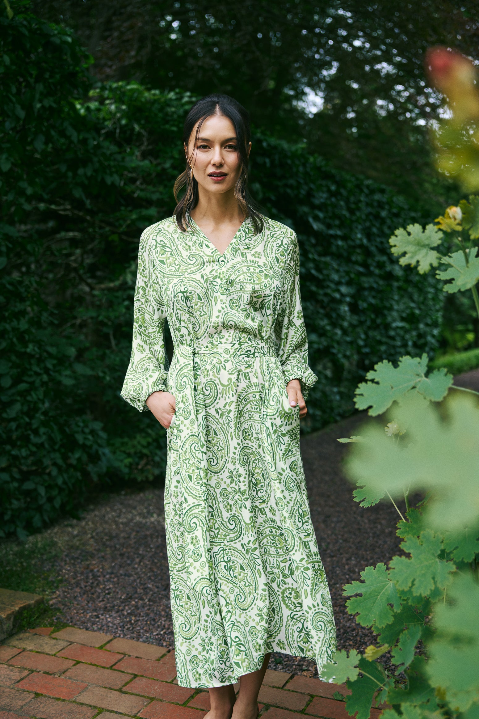 Blouson Sleeve Shift Dress - Green Paisley Print - Image 2