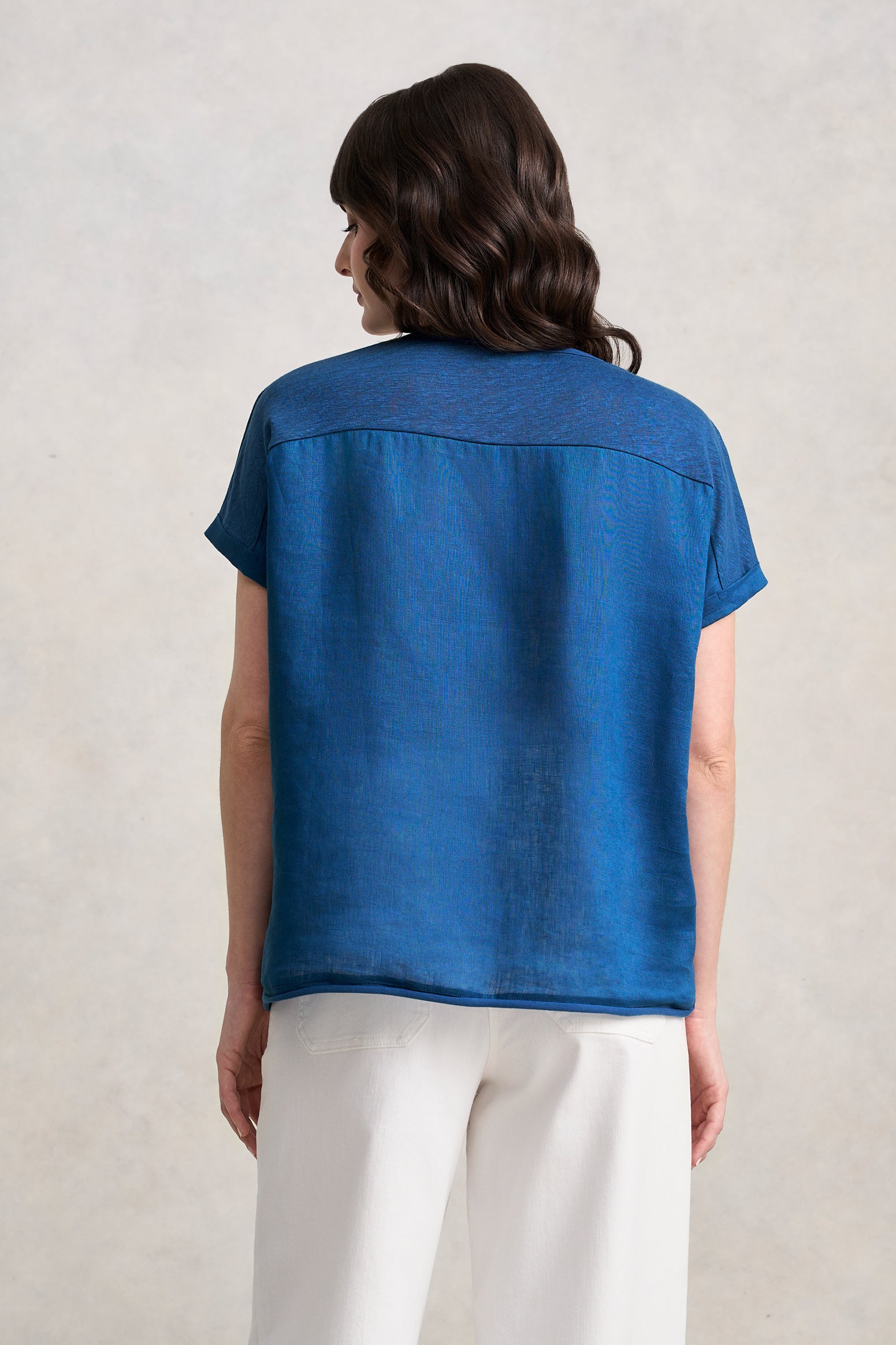 French Linen Gauze T-Shirt - Thenards - Image 4