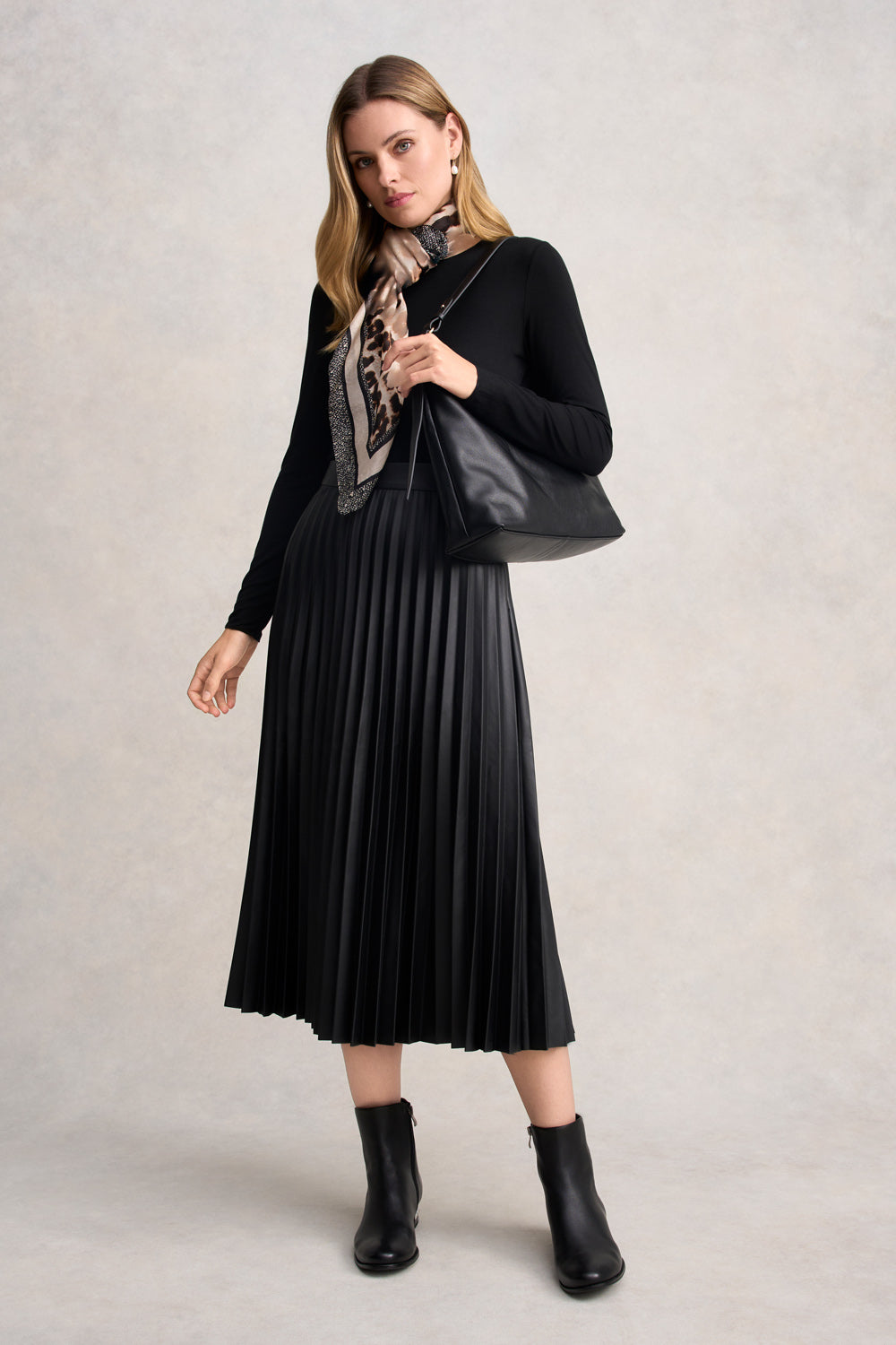 Pleated Faux Leather Skirt - Black - Image 6